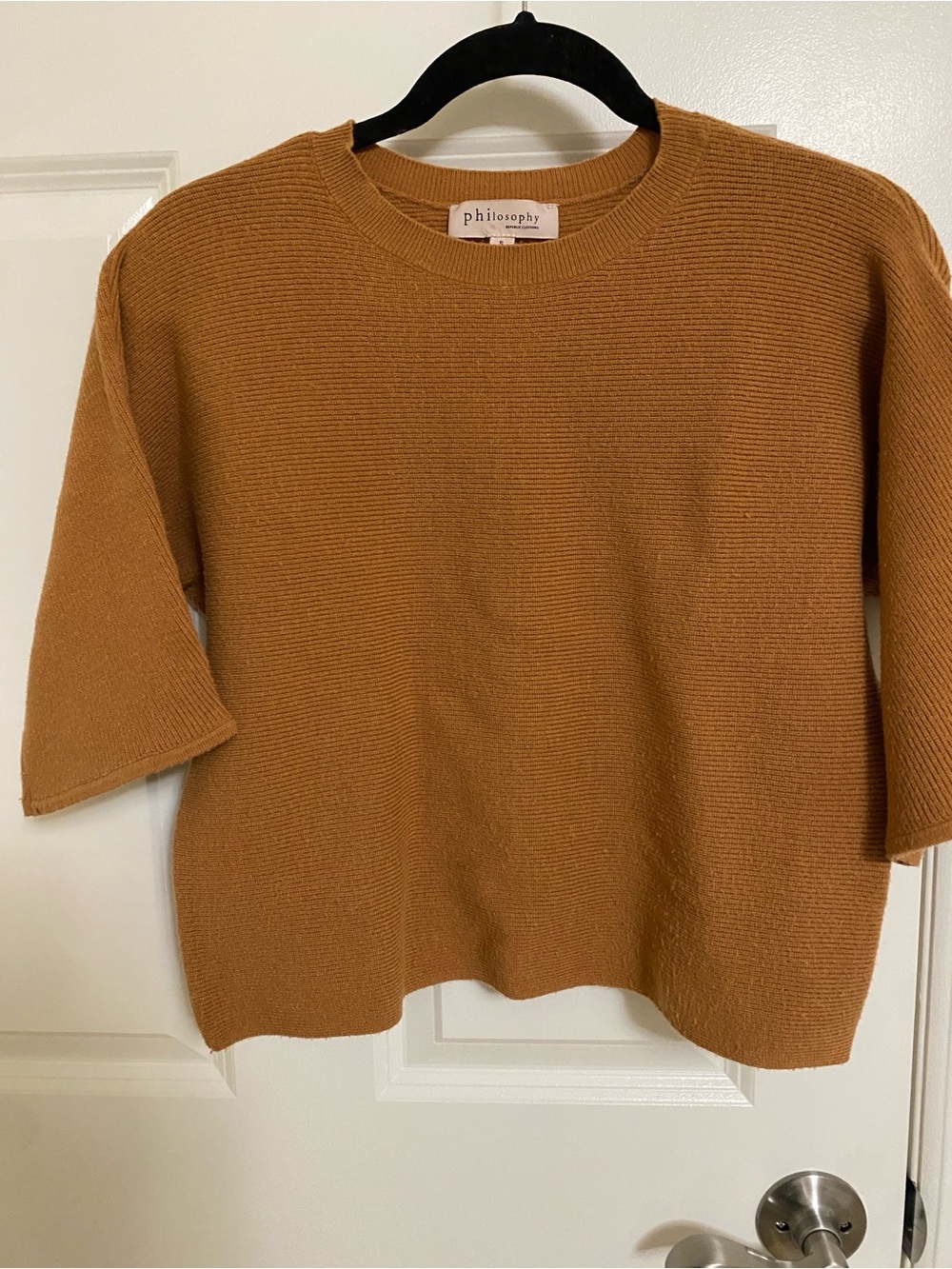 Philosophy Short-Sleeve Crewneck Knit Sweater in Camel Brown